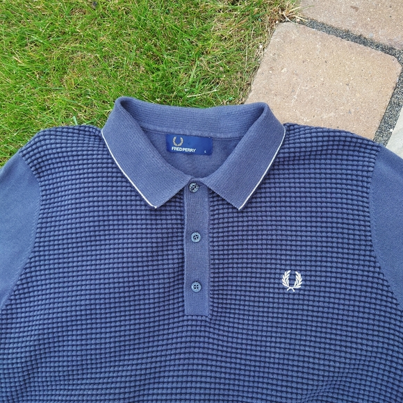 Fred Perry Polo Shirt - Textured Polo - Size Large - Navy Blue - Picture 2 of 4
